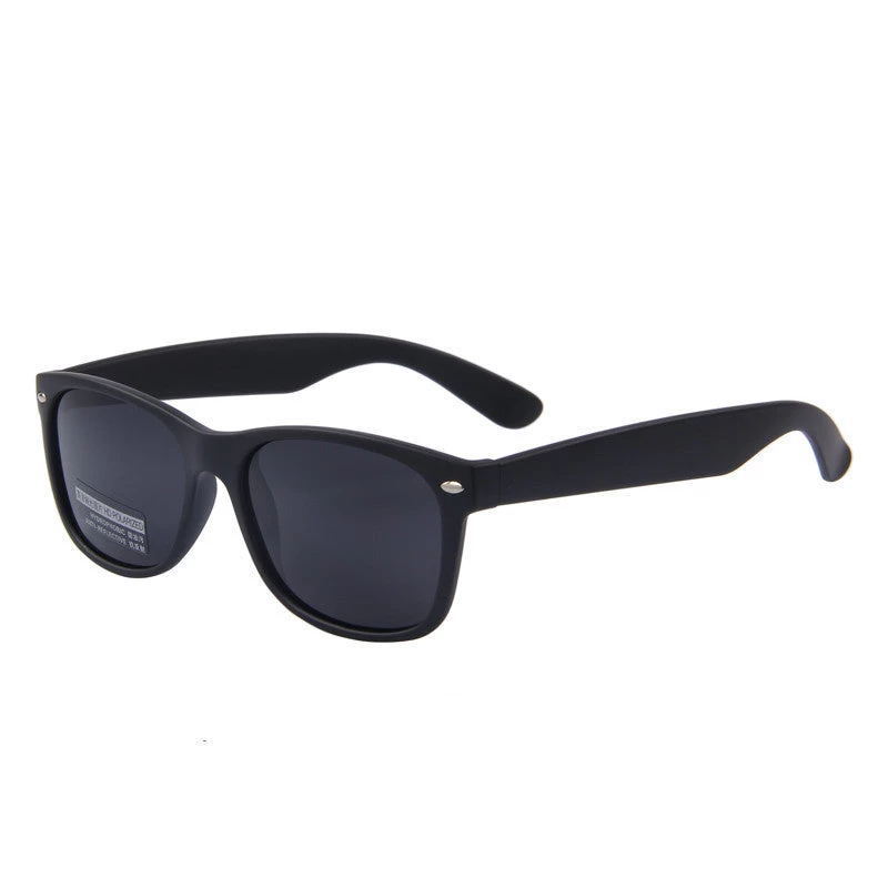 Men Polarized Sunglasses Classic Men Retro Rivet Shades Designer Sun Glasses UV400 - Image 2