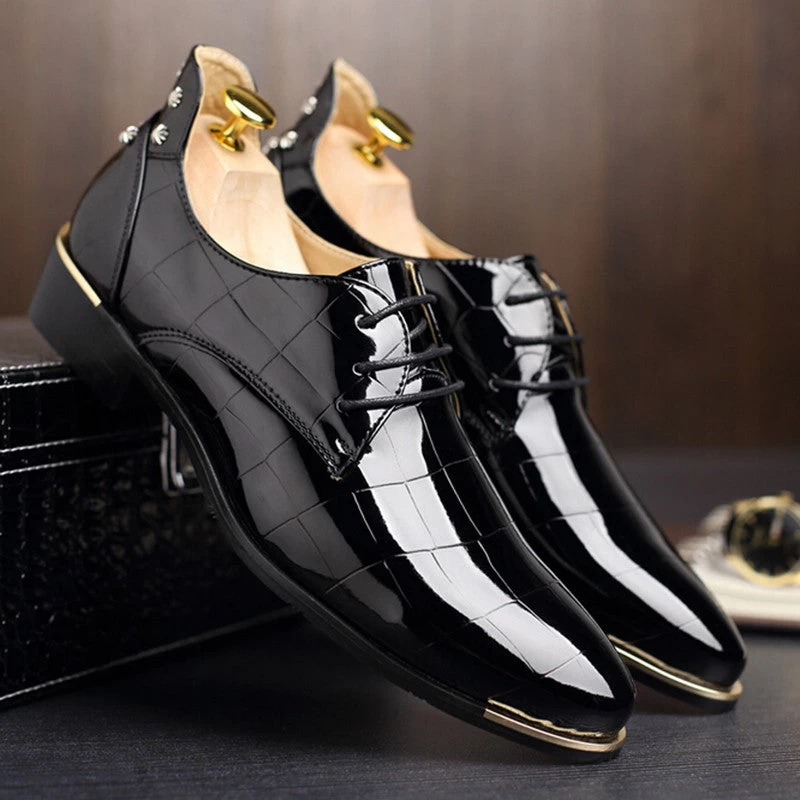 Trend Men Rivets Oxfords Fashion Lace Up Pointed Toe Patent Leather Shoes Casual Rubber Men Shoes Z262